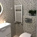Perfect Home: Cozy 2br & Balcony Apartman *