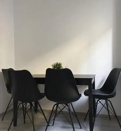 Perfect Home: Cozy 2br & Balcony * Bukurešť